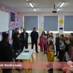 Dhurata edhe për fëmijët e lagjes