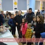 Dhurata edhe për fëmijët e lagjes