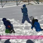 Luajmë dhe argëtohemi me topa bore!