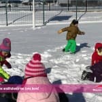 Luajmë dhe argëtohemi me topa bore!