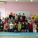 Në klasë me gjyshen, studiuesen e paepur të Gjuhës shqipe