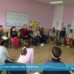 Në klasë me gjyshen, studiuesen e paepur të Gjuhës shqipe