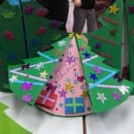 Nxënësit e klasave të treta, të katërta dhe të pesta, për festat e fundvitit, punuan kartolina në të cilat shkruan dëshirat më të ngrohta për më të dashurit e tyre.