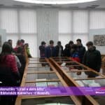 Vizitë në ekspozitën “Lirinë e gjeta këtu”, hapur në  Bibliotekën Kombëtare të Kosovës